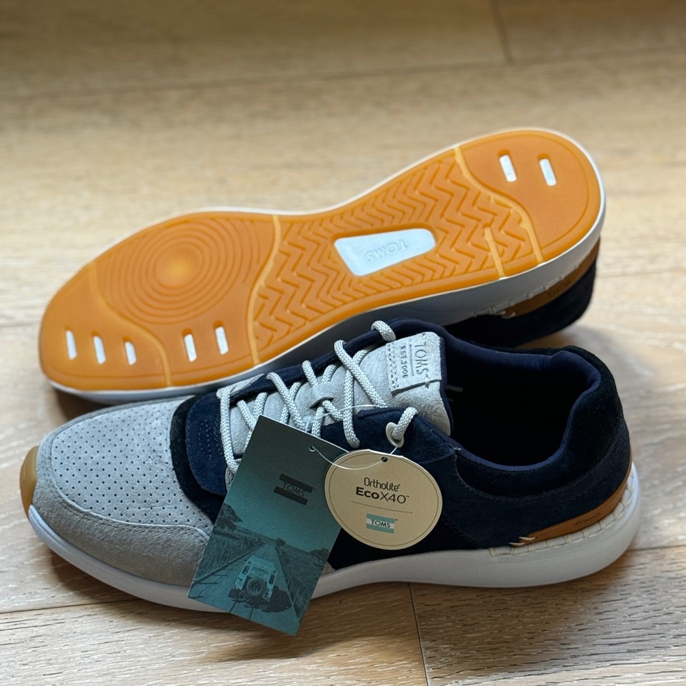 TOMS Shoes - 11.5 - Arroyo Drizzle Grey Pig Suede